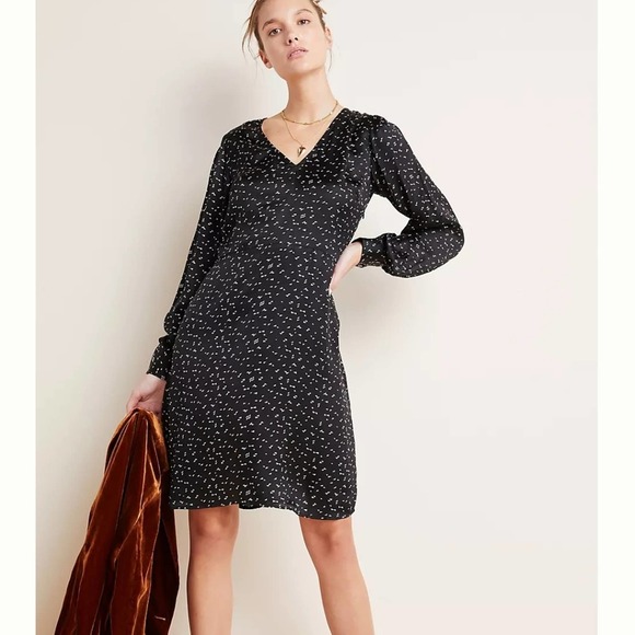 VELVET BY GRAHAM & SPENCER RACHEL SATIN TUNIC DRESS sz XS - Picture 1 of 16